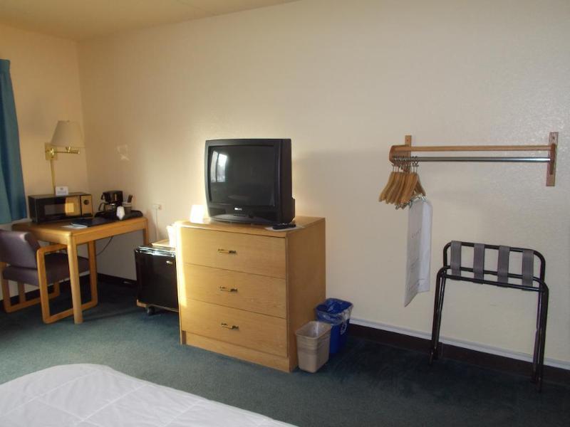 Boarders Inn And Suites By Cobblestone Hotels - Ripon Eksteriør bilde